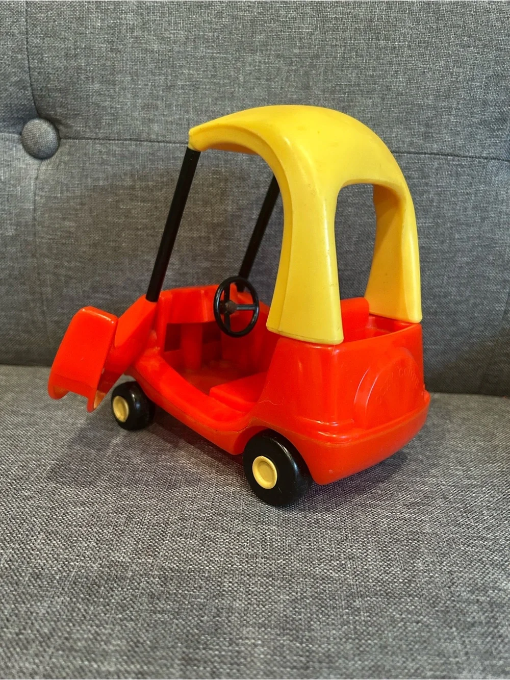 Vintage Little Tikes Cozy Coupe 6” Dollhouse Size Kids Mini Car Toy